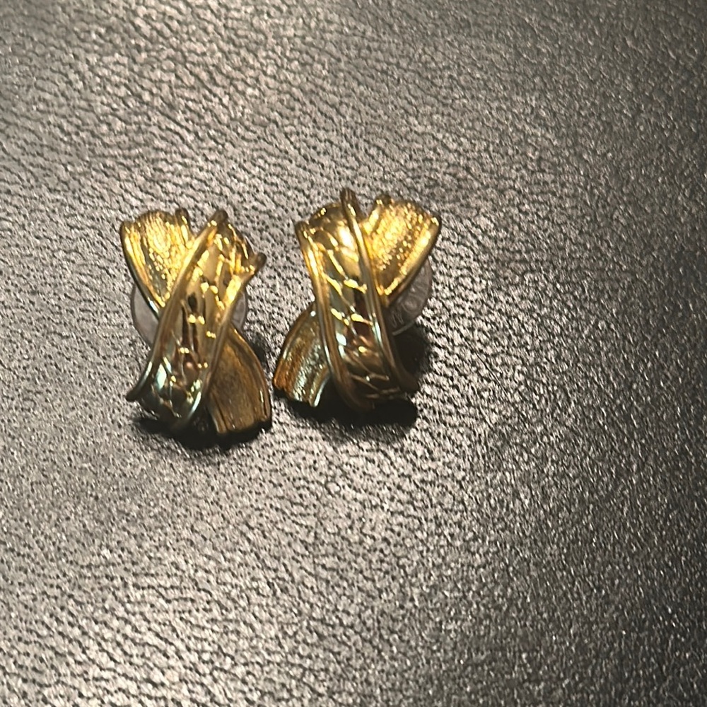 Elegant Goldtone Women's X Earrings